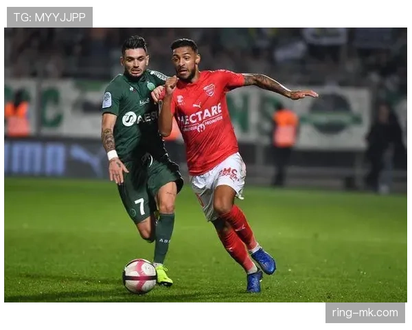 圣埃蒂安控球能力显著提升，新赛季被寄予厚望