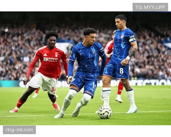 利兹联高效节奏持续发力，近期表现引人瞩目